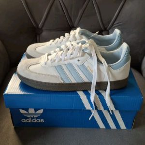 Sky Blue Retro Sneakers – White & Blue